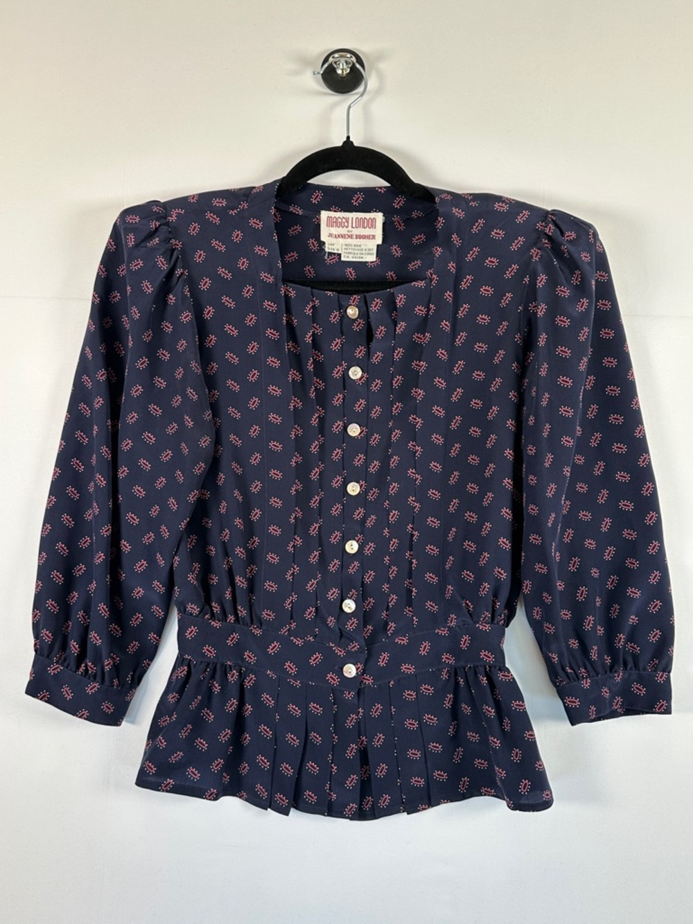 Maggie London Vintage 100% Silk Blouse Navy Print Pleated Puff Sleeve Peplum XS
